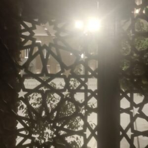 أرض للبيع - المكان امام مدرسه الصم والبكم بتطل علي المصرف رابع نمره من جوه 7.5*10